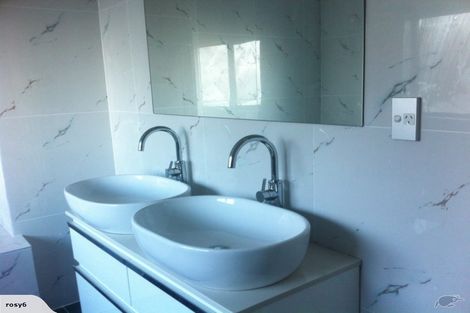 Photo of property in 43 Maylee Crescent, Gulf Harbour, Whangaparaoa, 0930