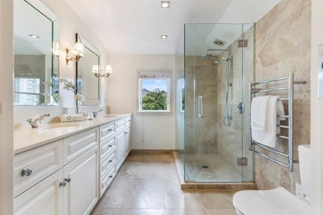 Photo of property in 206 Hurstmere Road, Takapuna, Auckland, 0622