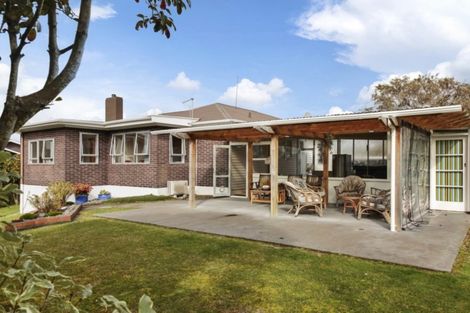 Photo of property in 17 Clyde Street, Ferndale, New Plymouth, 4310