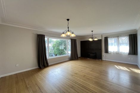 Photo of property in 57 Sylvan Crescent, Te Atatu South, Auckland, 0610