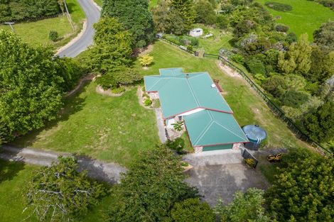 Photo of property in 266 North Manakau Road, Manakau, Levin, 5573