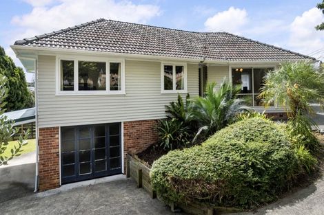 Photo of property in 133 Vodanovich Road, Te Atatu South, Auckland, 0610