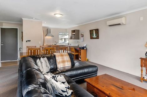 Photo of property in 43/64 Kawaha Point Road, Kawaha Point, Rotorua, 3010