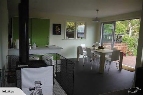 Photo of property in 28 Porterfield Street, Macandrew Bay, Dunedin, 9014