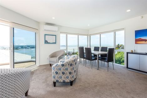 Photo of property in 45a Marama Crescent, Mount Pleasant, Christchurch, 8081