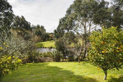 Photo of property in 15 Dobsons Lane, Kelvin Grove, Palmerston North, 4470