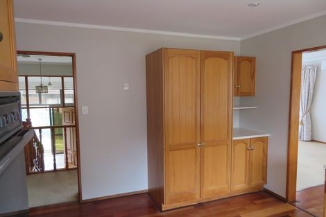 Photo of property in 10 Lexington Drive, Botany Downs, Auckland, 2010