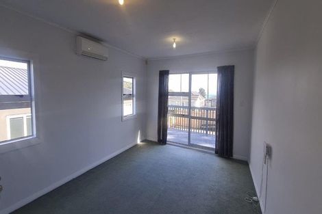 Photo of property in 8 Herewini Street, Titahi Bay, Porirua, 5022