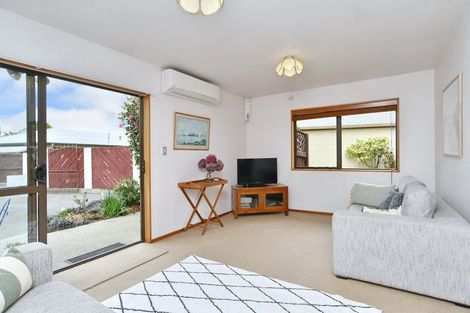 Photo of property in 22 Wanaka Place, Mairehau, Christchurch, 8052