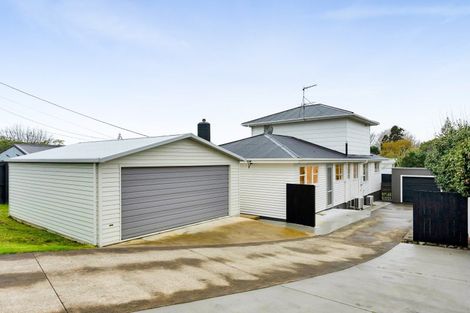 Photo of property in 93 Govett Avenue, Frankleigh Park, New Plymouth, 4310
