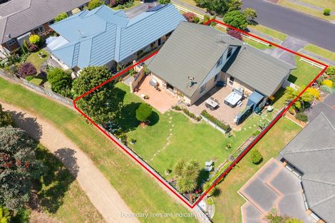 Photo of property in 67 Elsie Drive, Waiuku, 2123