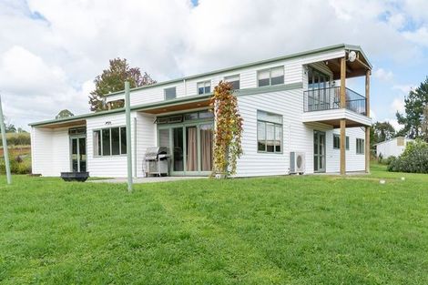 Photo of property in 1431 Te Pahu Road, Karamu, Hamilton, 3285