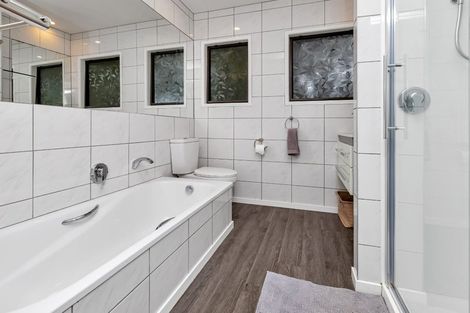 Photo of property in 90a Marsden Point Road, Ruakaka, 0116