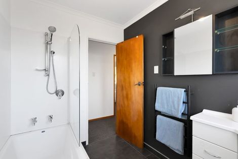 Photo of property in 12 Tui Place, Bell Block, New Plymouth, 4312