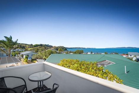 Photo of property in 6 Merehai Place, Snells Beach, 0920