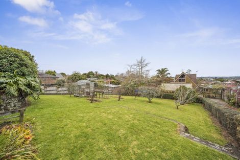 Photo of property in 10 Greenhill Crescent, Pakuranga, Auckland, 2010