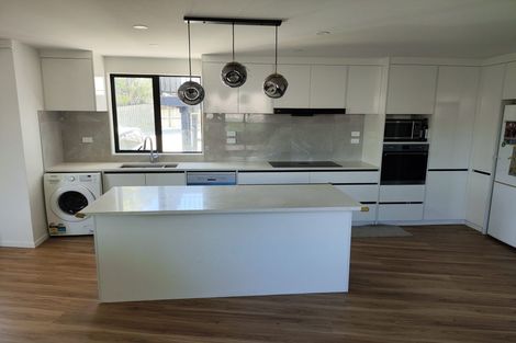 Photo of property in 23b Glynnbrooke Street, Te Atatu South, Auckland, 0610