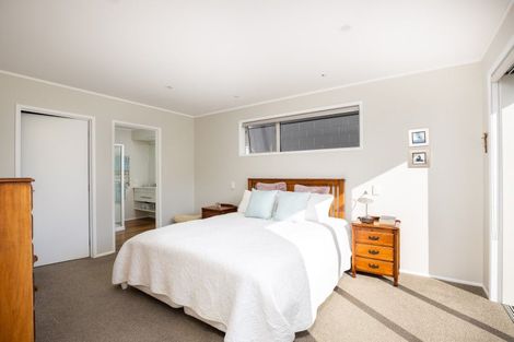 Photo of property in 374b Carrington Street, Upper Vogeltown, New Plymouth, 4310