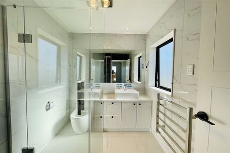 Photo of property in 14 Repehina Road, Flat Bush, Auckland, 2019