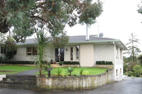 Photo of property in 82 Uxbridge Road, Cockle Bay, Auckland, 2014