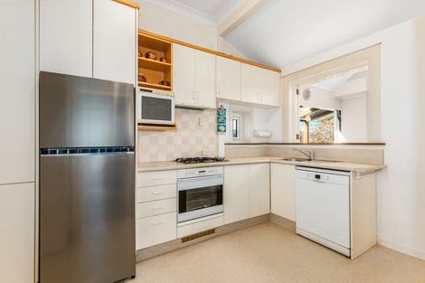 Photo of property in 50 Totara Crescent, Woburn, Lower Hutt, 5010