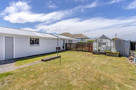 Photo of property in 99 Marriotts Road, North New Brighton, Christchurch, 8083