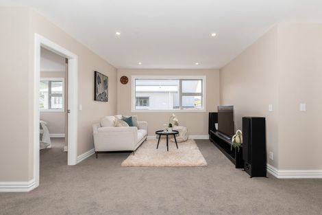 Photo of property in 22 Farnworth Terrace, Churton Park, Wellington, 6037