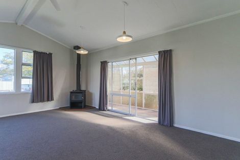 Photo of property in 4 Karaka Street, Inglewood, 4330