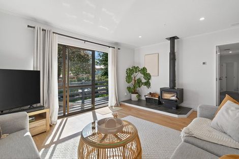 Photo of property in 14b Pokapu Place, Bethlehem, Tauranga, 3110