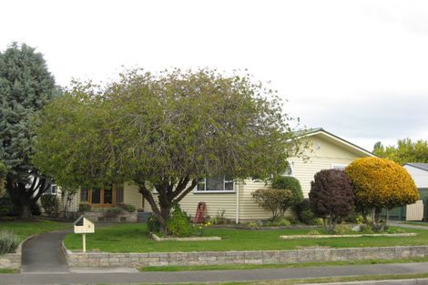 Photo of property in 8 Clare Place, Pirimai, Napier, 4112