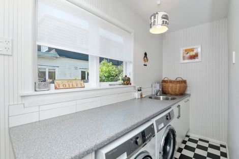 Photo of property in 1 Heaton Street, Merivale, Christchurch, 8052