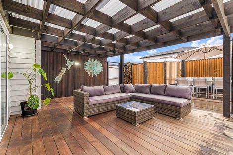 Photo of property in 187a Wallace Road, Mangere Bridge, Auckland, 2022