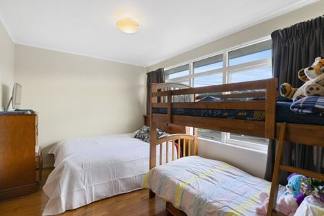 Photo of property in 7/55 Apu Crescent, Lyall Bay, Wellington, 6022