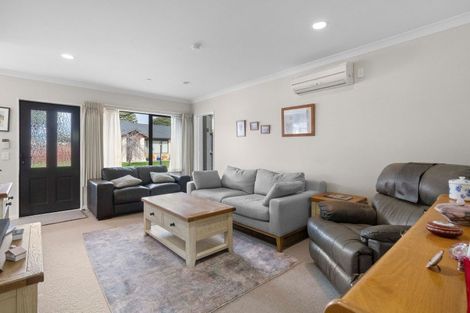 Photo of property in 30 Ian Peter Way, Otaki, 5512