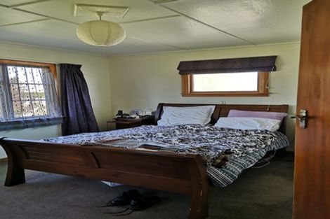 Photo of property in 14 Wyndham Street, Carterton, 5713