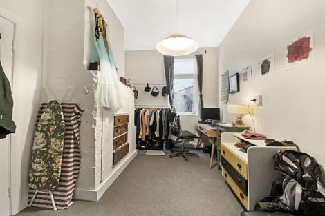 Photo of property in 14 Kenwyn Terrace, Newtown, Wellington, 6021