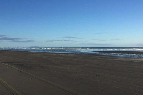 Photo of property in 60 Rua Avenue, Waitarere Beach, Levin, 5510