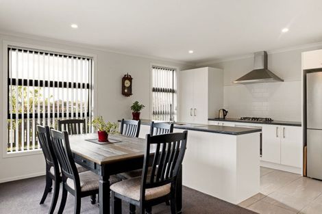 Photo of property in 49 Pragma Rise, Rototuna North, Hamilton, 3210