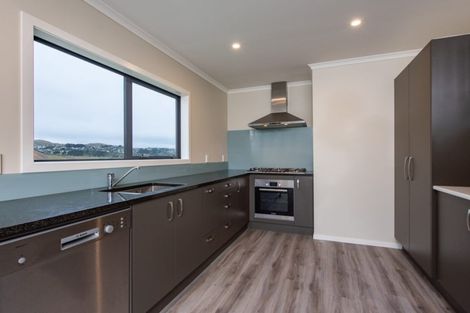 Photo of property in 40 Melksham Drive, Churton Park, Wellington, 6037