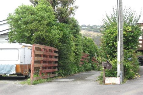 Photo of property in 35 Moncks Spur Road, Redcliffs, Christchurch, 8081