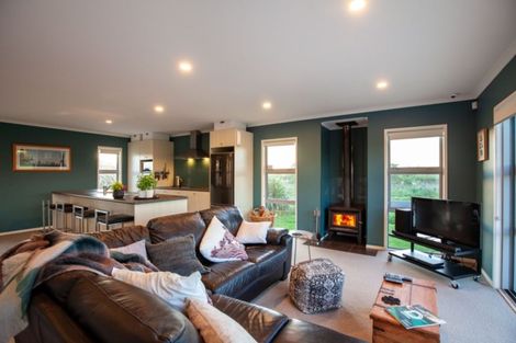 Photo of property in 265 Tai Road, Opunake, 4681