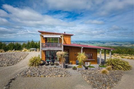 Photo of property in 246 Centrewood Park Road, Waimate, 7977
