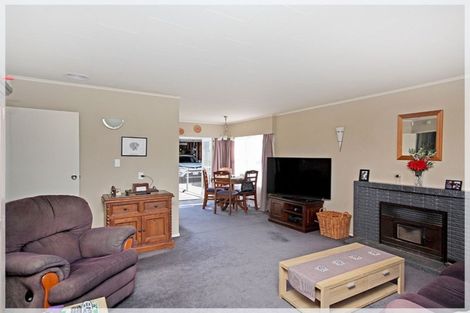 Photo of property in 30 Edinburgh Terrace, Foxton Beach, Foxton, 4815