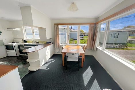 Photo of property in 18 Churchill Avenue, Feilding, 4702