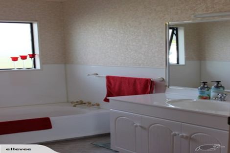 Photo of property in 13 Follis Street, Te Aroha, 3320