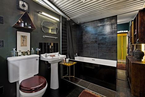 Photo of property in 2 Arthurs Track, Arthurs Point, Queenstown, 9371