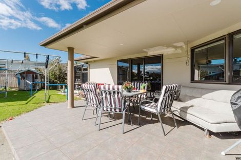 Photo of property in 10 Victoria Avenue, Dannevirke, 4930