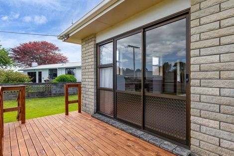 Photo of property in 72 Reid Avenue, Hawera, 4610