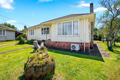 Photo of property in 12 Derrett Place, Mangere Bridge, Auckland, 2022