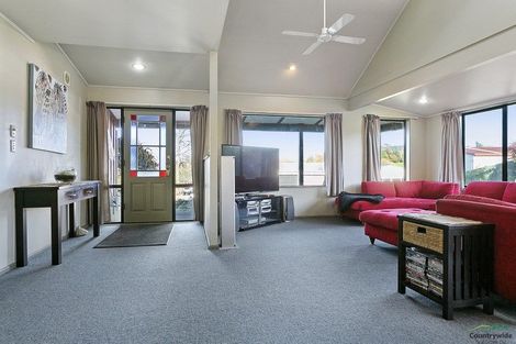 Photo of property in 4 Main Road, Tirau, 3410